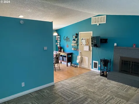 15504 Se Rhone Court Portland OR 97236