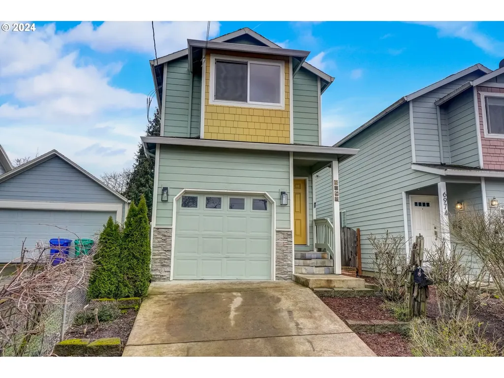 6968 N Columbia Way Portland OR 97203
