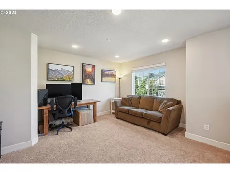 3520 NE Spruce Drive Camas WA 98607