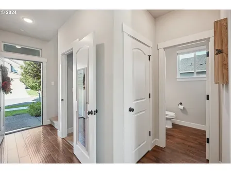 3520 NE Spruce Drive Camas WA 98607
