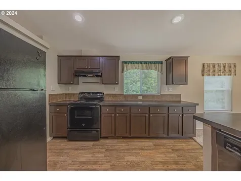 67438 Spinreel Road North Bend OR 97459