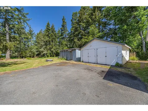 67438 Spinreel Road North Bend OR 97459