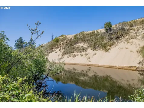 67438 Spinreel Road North Bend OR 97459