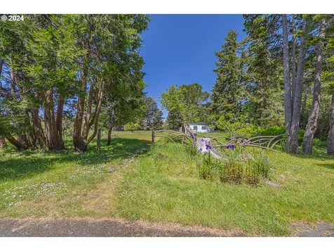 67438 Spinreel Road North Bend OR 97459