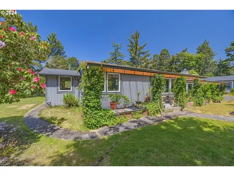67438 Spinreel Road North Bend OR 97459