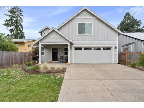 1541 E 3rd Street Newberg OR 97132