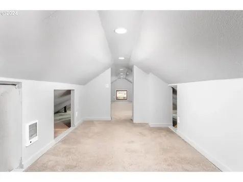 220 Ne 68th Avenue Portland OR 97213