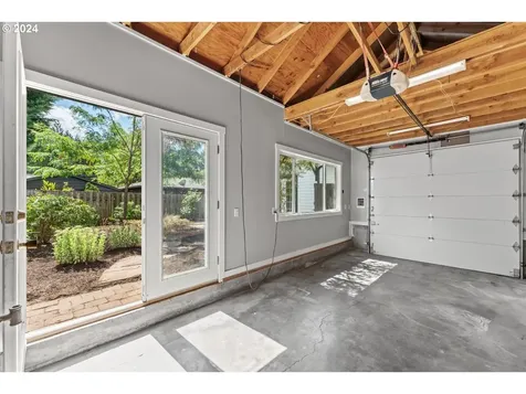 220 Ne 68th Avenue Portland OR 97213