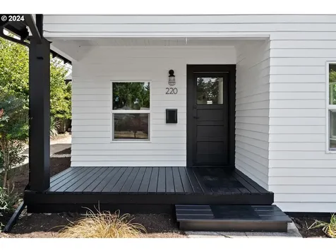 220 Ne 68th Avenue Portland OR 97213