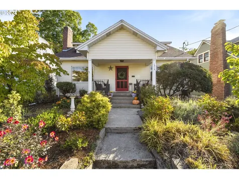 1914 SE 59th Avenue Portland OR 97215
