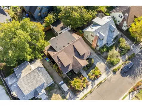 1914 SE 59th Avenue Portland OR 97215
