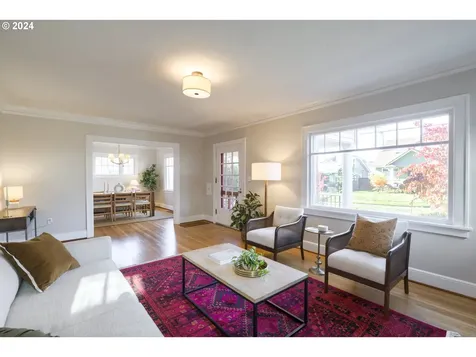 1914 SE 59th Avenue Portland OR 97215