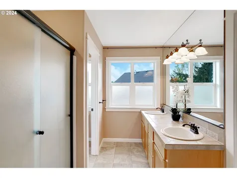 7937 Mykala Street Ne Keizer OR 97303