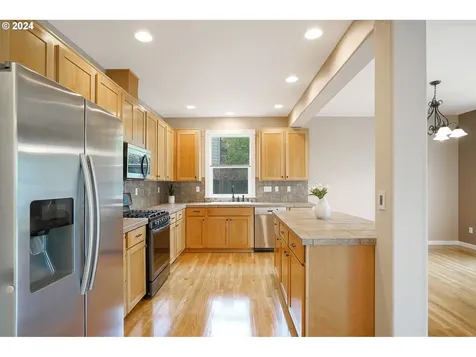 7937 Mykala Street Ne Keizer OR 97303