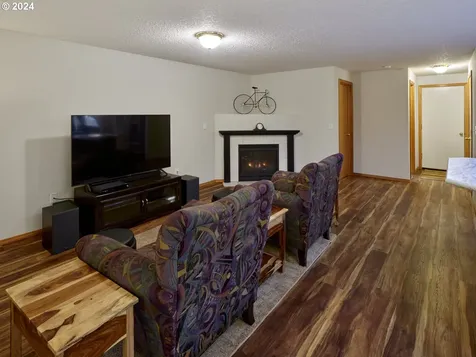 14816 NW 20th Court Vancouver WA 98685