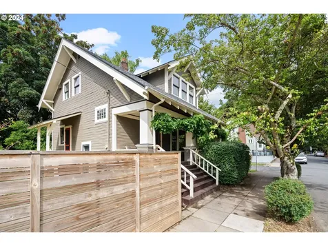 1305 SE 41st Avenue Portland OR 97214