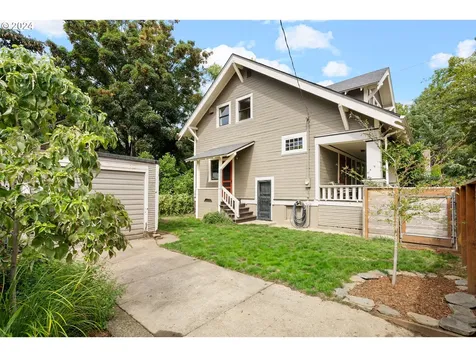 1305 SE 41st Avenue Portland OR 97214