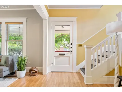 1305 SE 41st Avenue Portland OR 97214