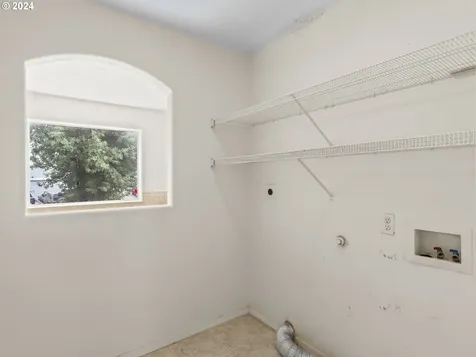 19075 Barrington Avenue Sandy OR 97055
