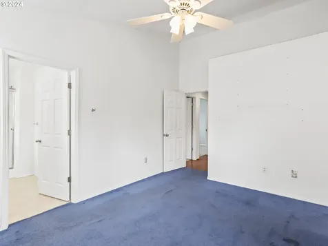 19075 Barrington Avenue Sandy OR 97055