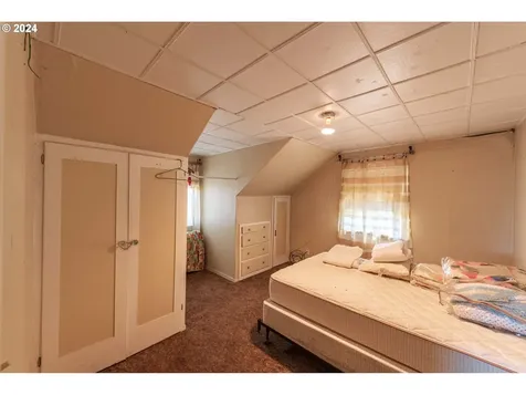 2104 Harrison Street North Bend OR 97459