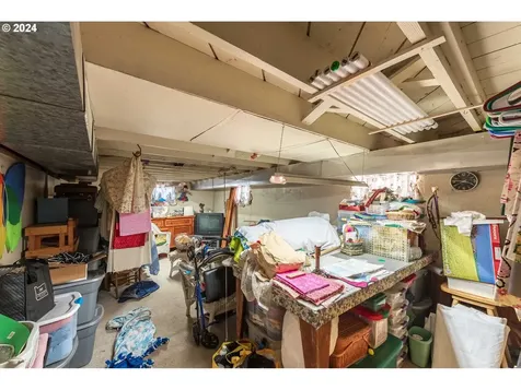 2104 Harrison Street North Bend OR 97459