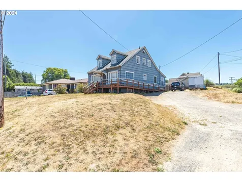 2104 Harrison Street North Bend OR 97459