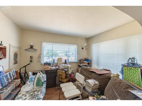 2104 Harrison Street North Bend OR 97459