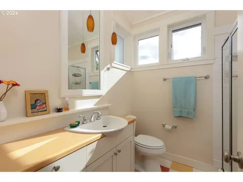 520 Se Wyers Street White Salmon WA 98672