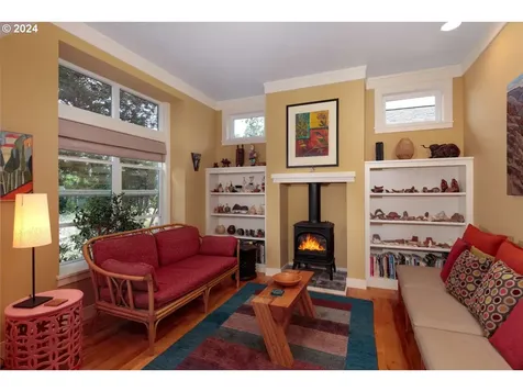 520 Se Wyers Street White Salmon WA 98672