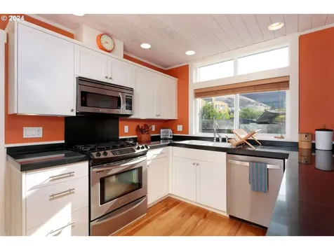 520 Se Wyers Street White Salmon WA 98672