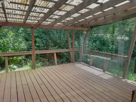98368 Bridge Lane Myrtle Point OR 97458