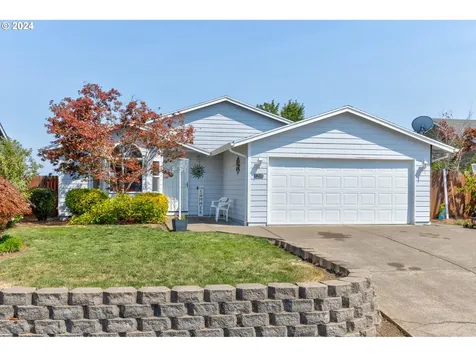 1208 SE Appleseed Drive Dallas OR 97338