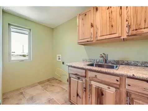 1130 Elm Street Forest Grove OR 97116