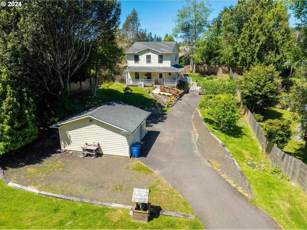 2457 Bowman Road Reedsport OR 97467