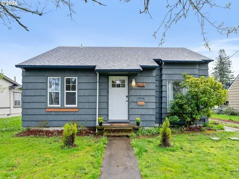 418 S River Street Newberg OR 97132