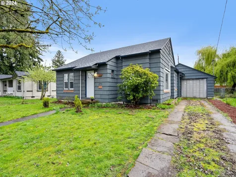 418 S River Street Newberg OR 97132