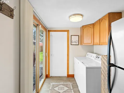 418 S River Street Newberg OR 97132