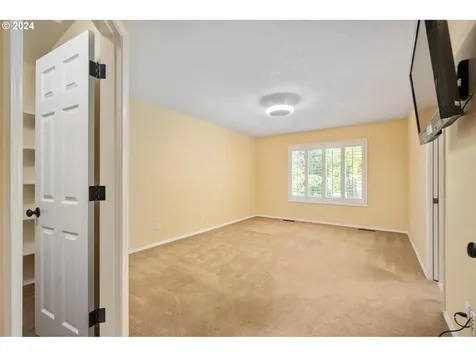 16855 Nw Stoller Drive Portland OR 97229