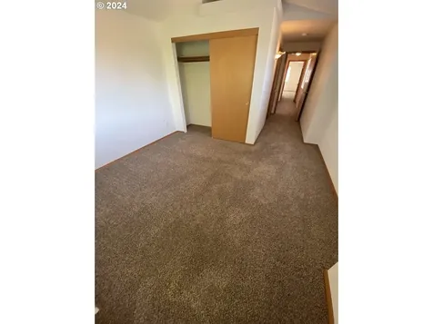 1129 Se Tenino Street Portland OR 97202