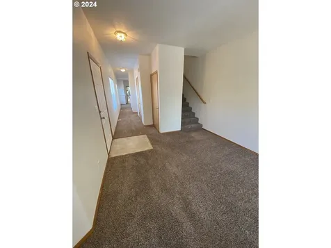 1129 Se Tenino Street Portland OR 97202