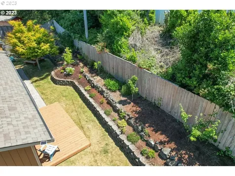 3733 Edgewood Drive North Bend OR 97459