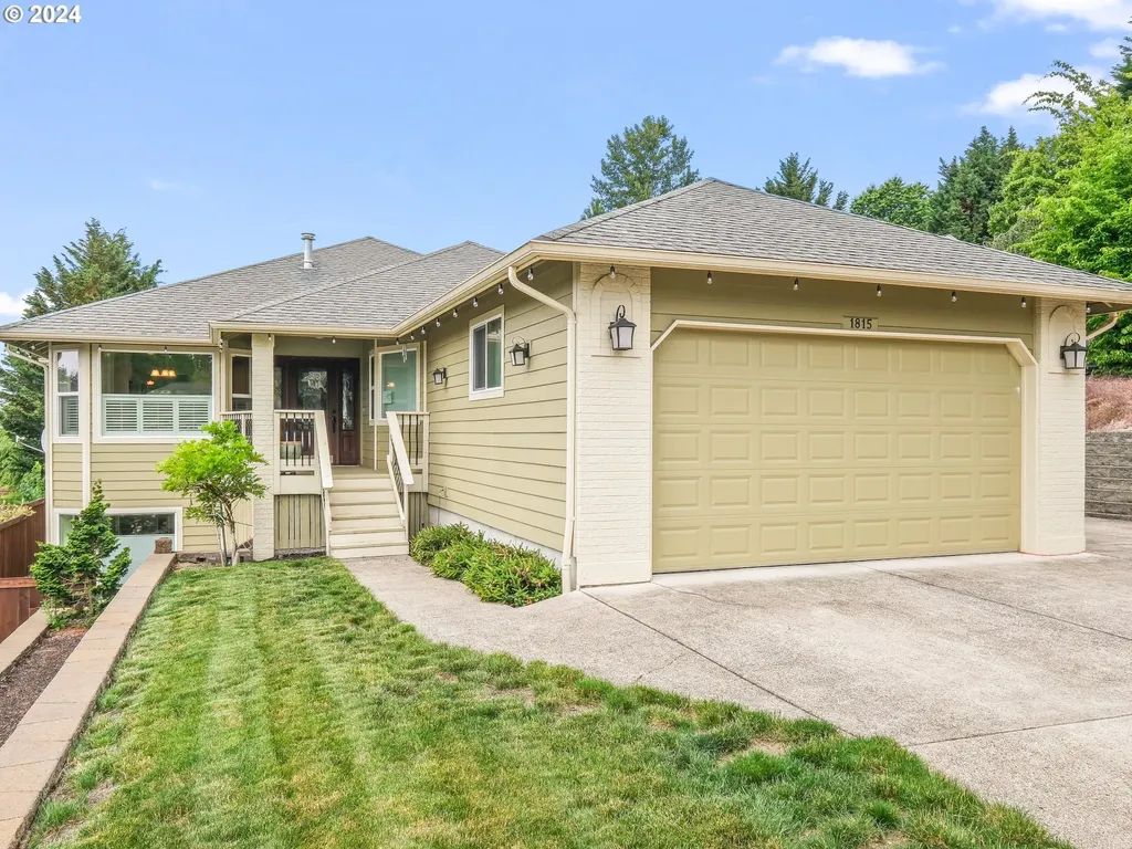 1815 N 15th Court Washougal WA 98671
