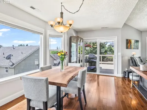 1815 N 15th Court Washougal WA 98671