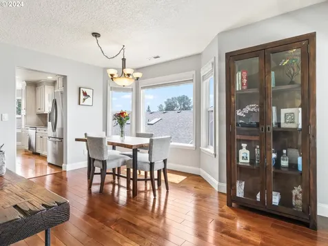 1815 N 15th Court Washougal WA 98671