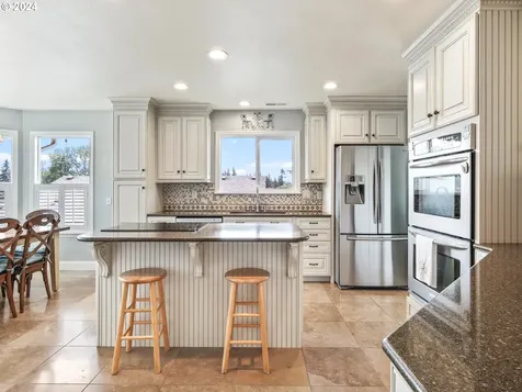 1815 N 15th Court Washougal WA 98671