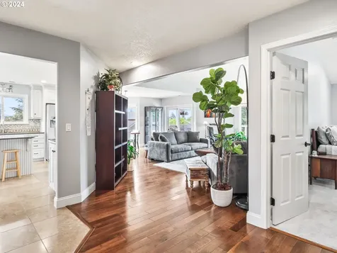 1815 N 15th Court Washougal WA 98671