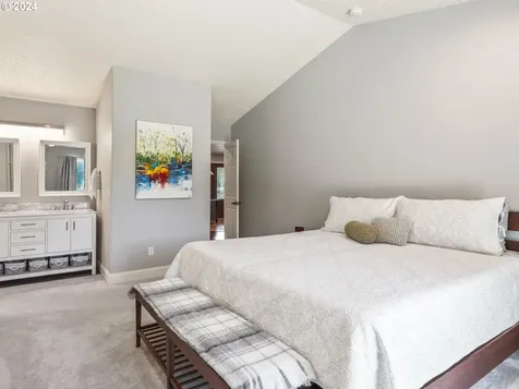 1815 N 15th Court Washougal WA 98671
