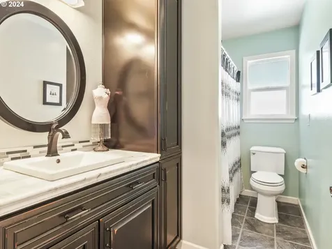 1815 N 15th Court Washougal WA 98671