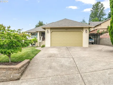 1815 N 15th Court Washougal WA 98671